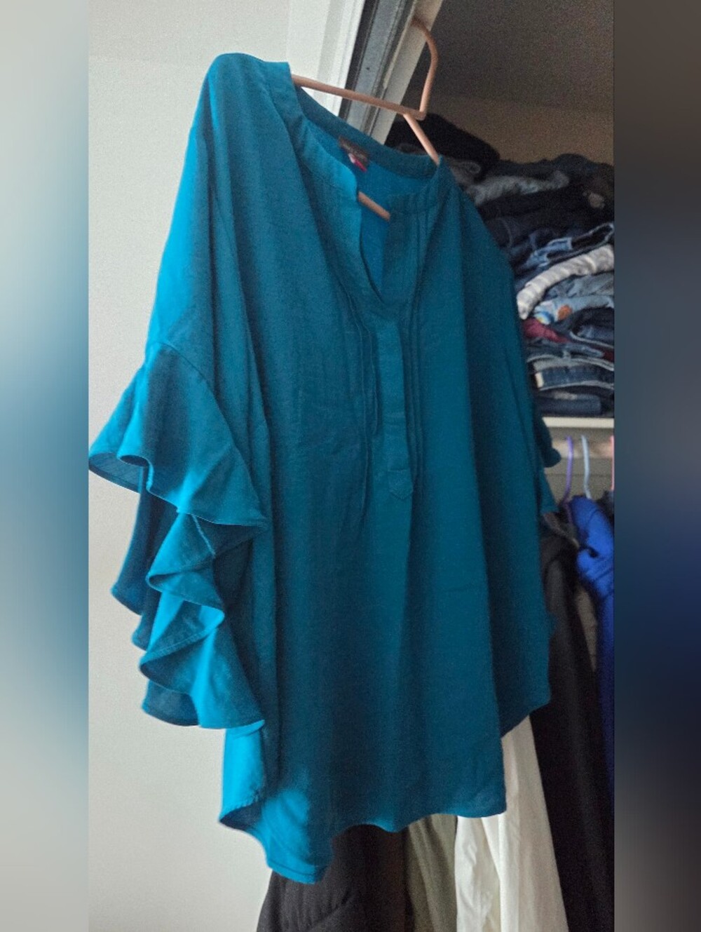 Vince CAMUTO Teal Ruffle Sleeve Women’s Blouse